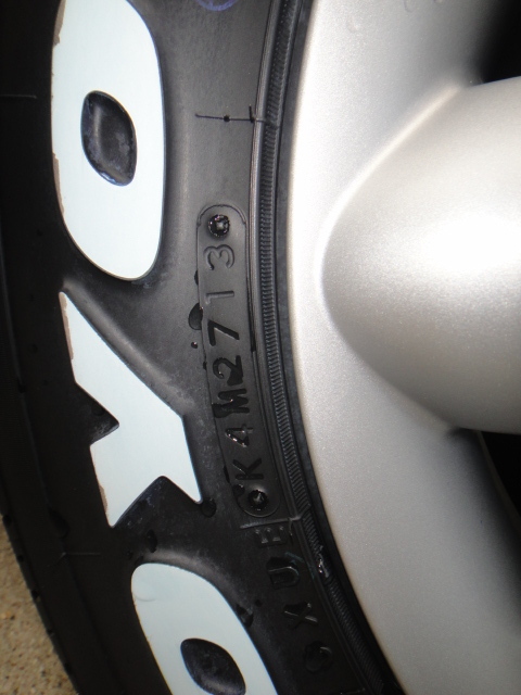 TOYO H20 BOXISM b25 215/65R16 取り付けました！: ハイエース